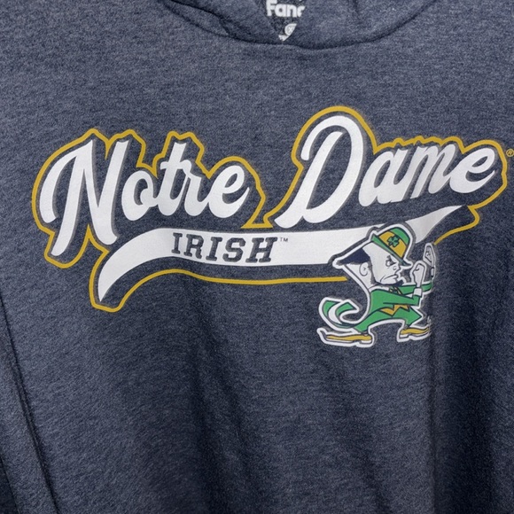 NOTRE DAME SWEATSHIRT ☘️ - Picture 4 of 6